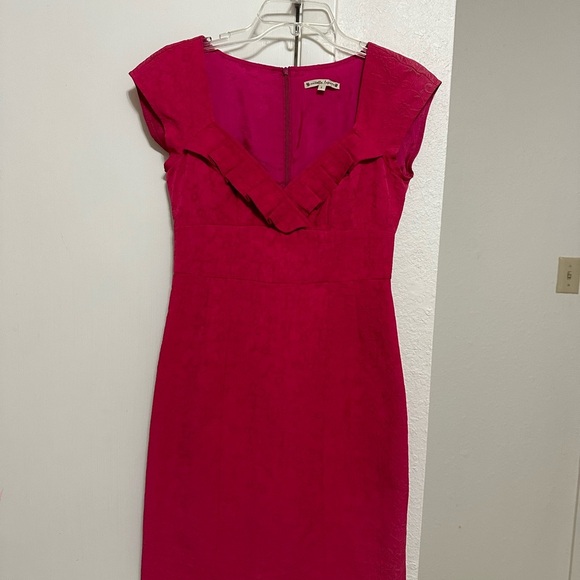 Nanette Lepore Vintage Magenta Brocade Cocktail Dress Size 2 - Picture 1 of 6